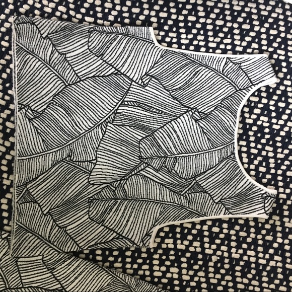 Ella Moss black & white palm print skirt & top - Picture 3 of 7